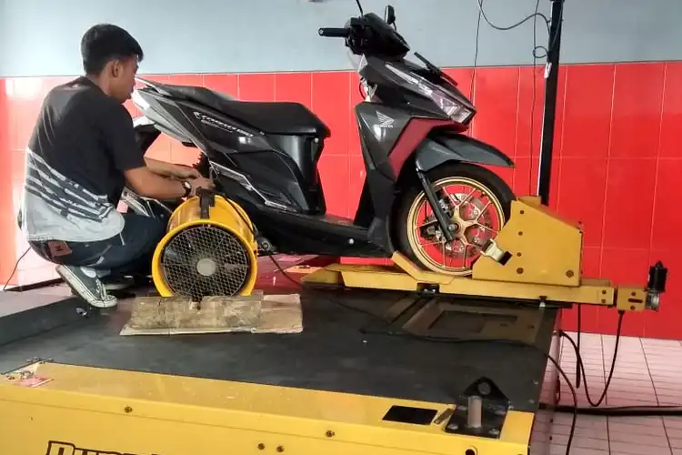 Bore Up Sampai 170 cc, Motor Honda Vario 150 Ini Bisa Tembus 16 Hp