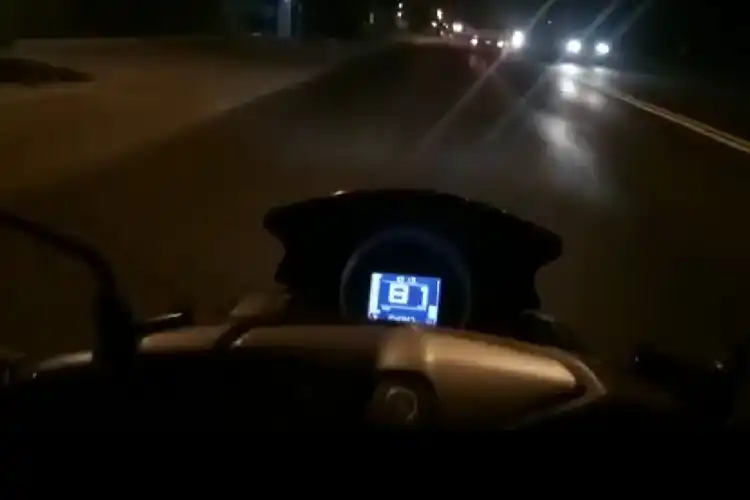 Yamaha NMAX Ditempel Koyo Jadi Ngacir Irit Dan Gredek Hilang