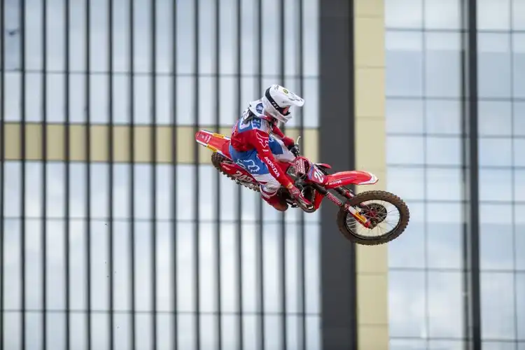 Jelang MXGP Semarang 2019, Tim Gajser Mengaku Cuma Lakukan Ini di Motornya
