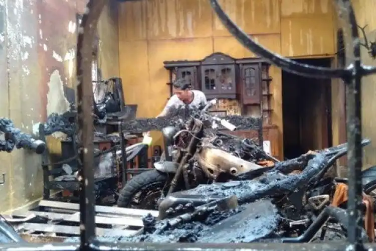 Pedih, 2 Moge dan 1 Motor Skutik Hangus Terbakar di Dalam Rumah Sekaligus Bengkel