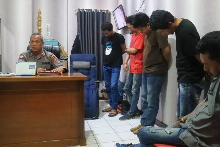 Polisi Kasih Bocoran 4 Tips Lawan Debt Collector, Bisa Menang Telak