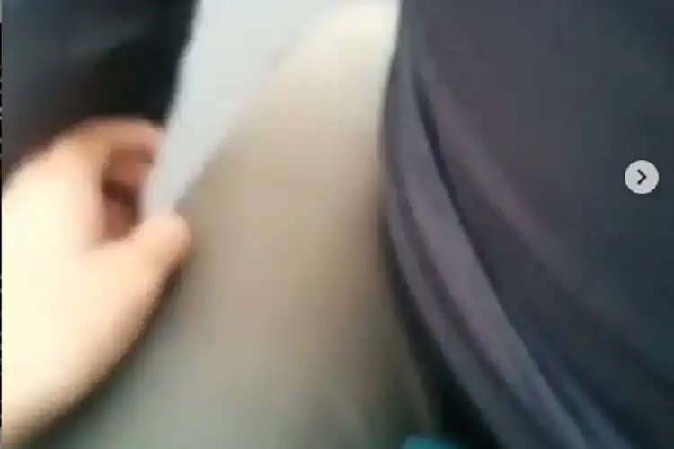 Bejat, Video Onkum Driver Ojek Online Lakukan Pelecehan Seksual, Paha Penumpang Dielus-elus