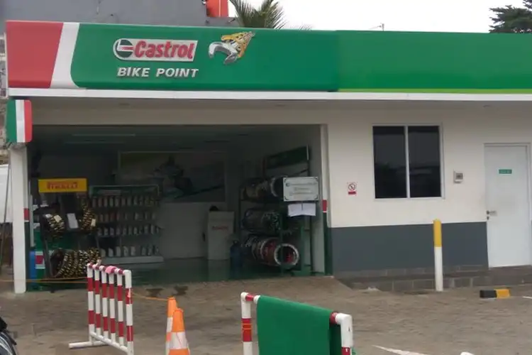 Belum Banyak Yang Tahu, BP Castrol Gak Cuma Jual Bensin Tapi Juga Jual Ban, Spare Part dan Oli 