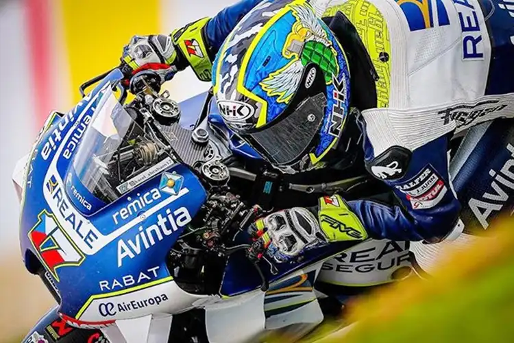 Biarpun Pensiun Dari MotoGP, Helm NHK Karel Abraham Masih Dijual, Harga Mulai Rp 450 Ribu