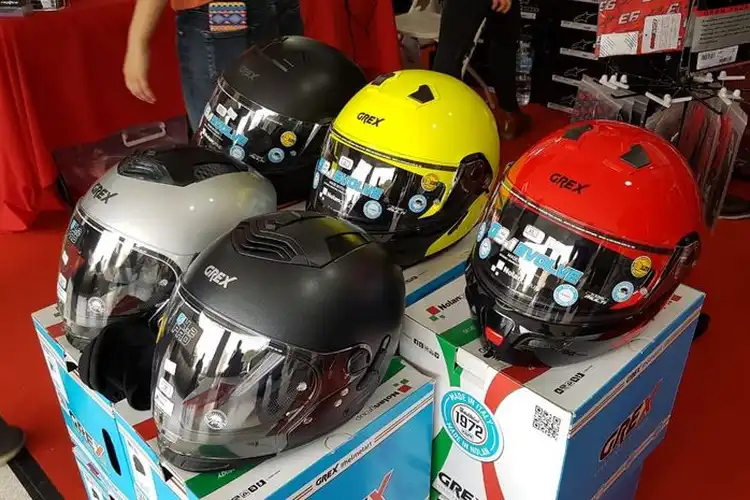 Buruan Beli Sebelum Kehabisan, DeRide Kasih Promo Helm Premium Ini di IIMS Motobike Expo 2019