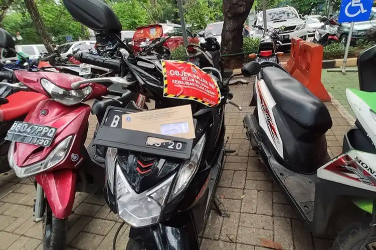 Penunggak Pajak Makin Was-was, Simak Video Pemda Jakarta Pusat Sidak Pajak Motor di IRTI Monas