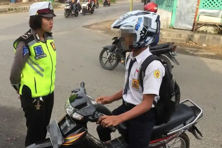 Operasi Patuh Jaya 2021 Akan Datangi Sekolah-sekolah, Nah Loh Banyak Pelajar Tak Punya SIM dan Knalpot Racing