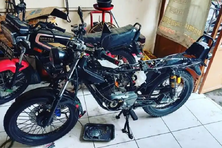 RR Partshop Spesialis Restorasi Yamaha RX King, Biaya Suka-suka Motor Rongsokan Disulap Jadi Baru