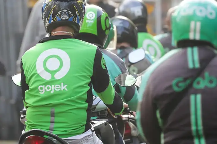 PSBB Mulai Berlaku Hari Ini, Layanan Ojek Motor Langsung Hilang di Dua Aplikasi Ojol Gojek dan Grab