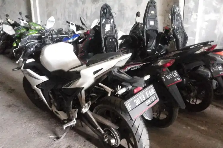 Wah! Ternyata Ini Alasan yang Membuat Debt Collector Tetap Tarik Motor Kreditan Saat Pandemi Virus Corona
