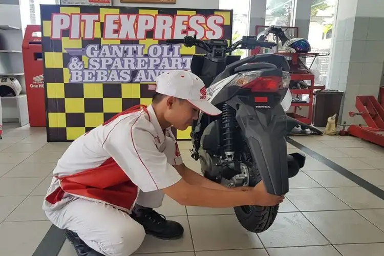 5 Tips Ampuh Memilih Sampai Merawat Ban Motor, Nomor 5 Sering Disepelekan