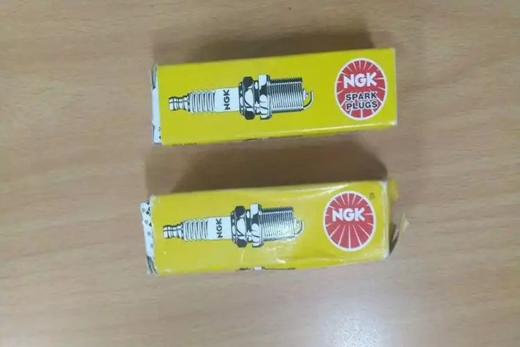 Bikers Jangan Bingung, Simak 4 Perbedaan Busi NGK Asli dan Palsu