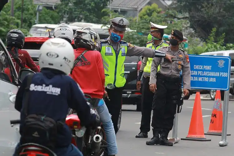 Pemotor Sadarlah, PSBB Jakarta Sudah Diperpanjang, Siap-siap Sanksi Sampai Denda Bagi Pelanggar PSBB