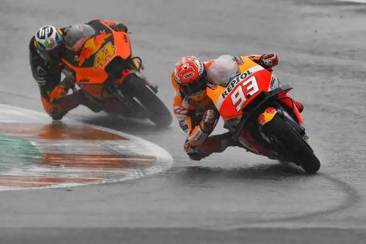 Bos tim KTM Tech3 Sebut Pol Espargaro Merasa Bisa Tantangin Marquez