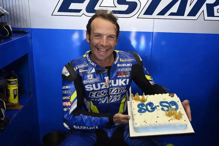 Test Rider MotoGP Simulasi Ngegas Motor, Badan Gerak Mata Terpejam