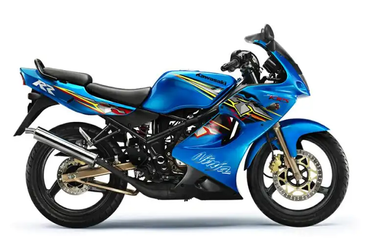 Oli Mesin Motor 4-Tak Bisa Dipakai ke Motor 2-Tak, Asal Perhatikan Ini