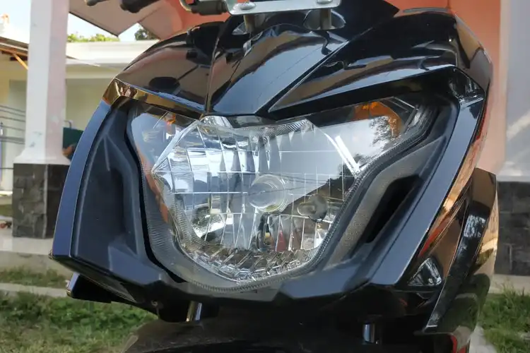Bohlam Lampu Motor Sering Putus Bikin Gondok, Ternyata Ini Sebabnya