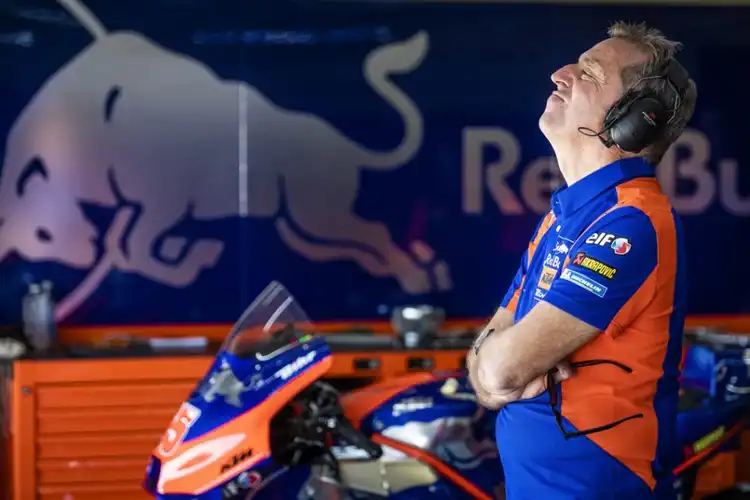 Buka-bukaan, Bos Tim Red Bull KTM Tech3 Ungkap Sulitnya Menggelar MotoGP Prancis 2020