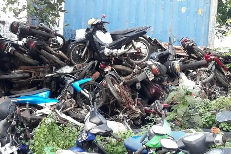 Mencekam Kuburan Motor Massal Wangun Harja Lebih Serem daripada Teluk Pucung Menumpuk Ditumbuhi Ilalang dan Sudah Puluhan Tahun