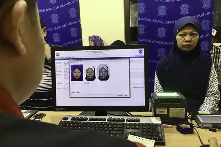 Bikin SIM Baru Wajib Tunjukkan Kartu Vaksin, Layanan Vaksinasi Tersedia Segini Kuotanya