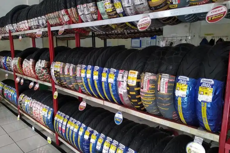Compound Ban Radial dan Ban Bias Enggak Ada Bedanya, Beneran Nih?
