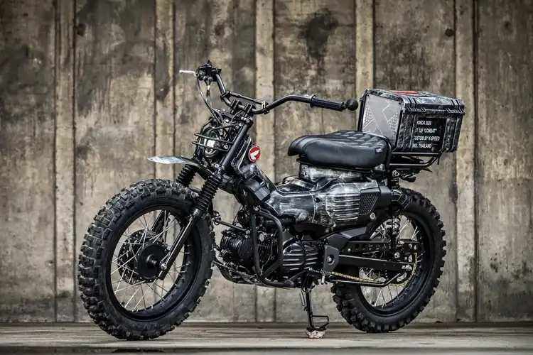 Modifikasi Motor Honda CT125, Sangar Pakai Knalpot Ala Gatling Gun