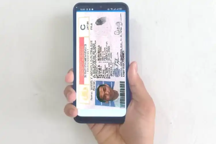 Canggih SIM Digital Tersimpan di HP Akan Diterbitkan Polri Gak Berupa Kartu Lagi 