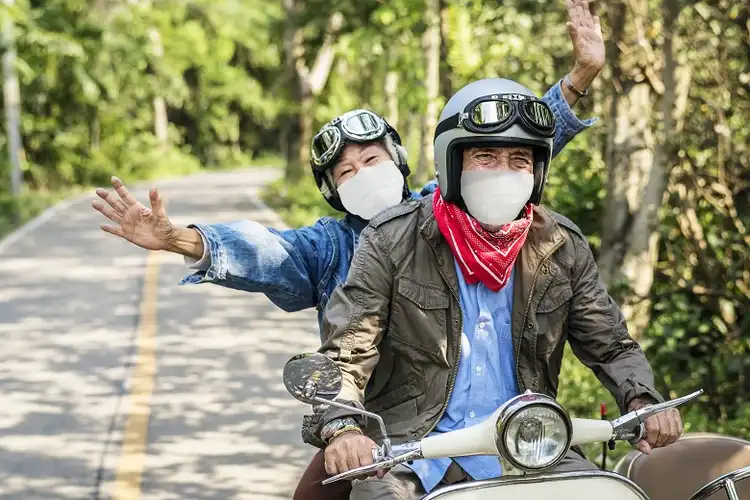 Berkendara di Era New Normal, Ini 4 Barang Wajib yang Mesti Dibawa