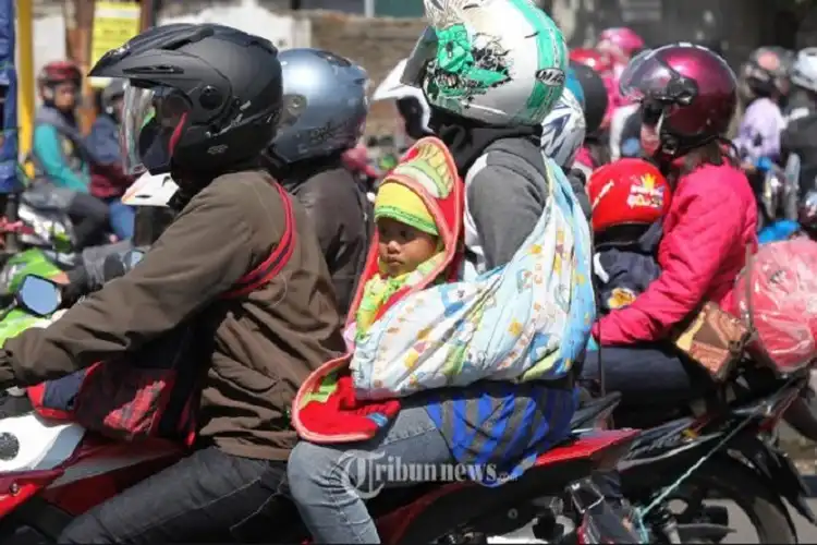 Pemerintah Izinkan Pekerja Mudik Lebaran 2021, Tapi Ada Syaratnya Nih