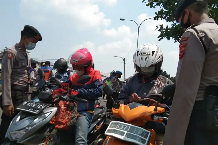 Pengetatan Diperpanjang Sampai 31 Mei 2021, Nih Syarat Kalau Mau Bepergian Keluar Kota