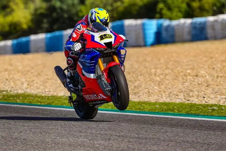 Mantan Pembalap MotoGP Curhat Kalau Balap WSBK Lebih Capek Dan Ribet