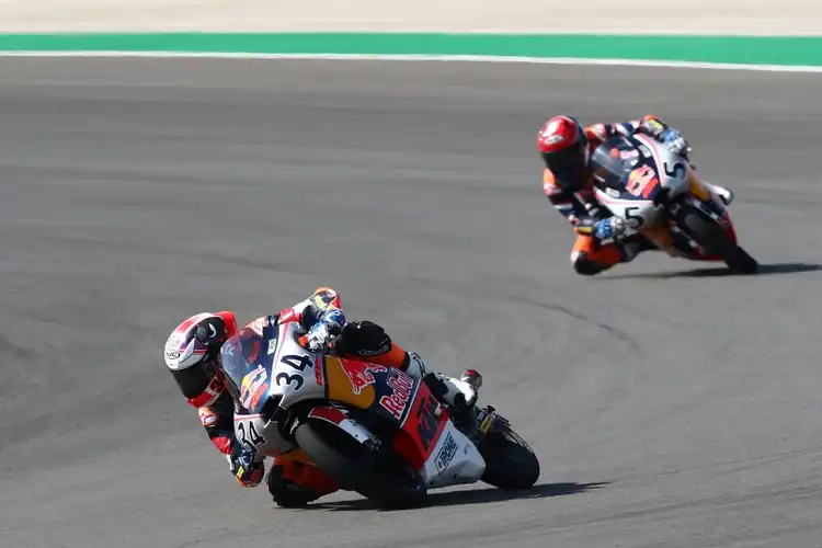 Hasil Balap Red Bull Rookies Cup 2021, Mario Aji Finis Ke-5 di MotoGP Spanyol 2021