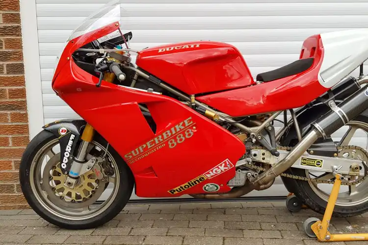 Motor Langka Ducati 926 Corse Dijual, Spek Sangar Buat Balap WSBK