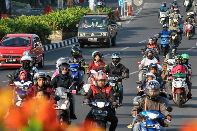 Pemotor Bongkar Trik Lolos Mudik dari Jakarta Sampai Jawa Tengah 