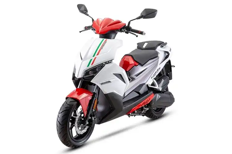 Motor Matic Baru Sangar Mirip Italjet Dragster, Ini Kecanggihannya