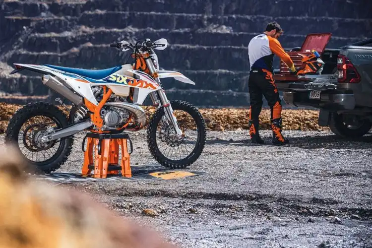Wow, KTM Rilis Jajaran Motor Trail Seri Enduro EXC 2022, Ada 2-Tak Juga