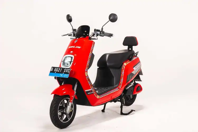 Harga Motor Listrik Selis E-Max Versi Baterai Lithium, Bisa Tempuh Jarak Segini