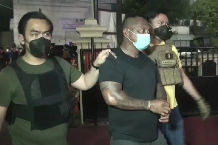 Sadis Debt Collector Tembak Pelajar di Tamansari, Bawa Pistol Saat Tagih Hutang