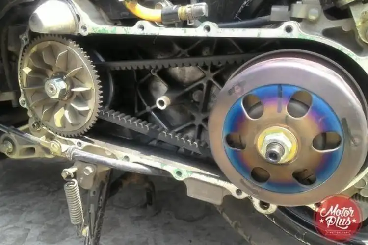 CVT Motor Matic Bebas Gredek Cuma Modal Rp 100 Ribuan, Serius Nih?