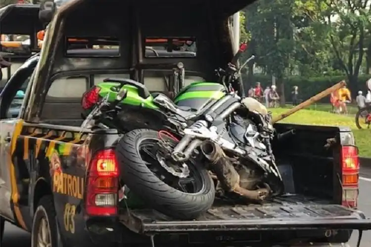 Imbas Kecelakaan Maut Kawasaki ER-6n Vs Honda BeAT di Bintaro, Polisi Lakukan Ini