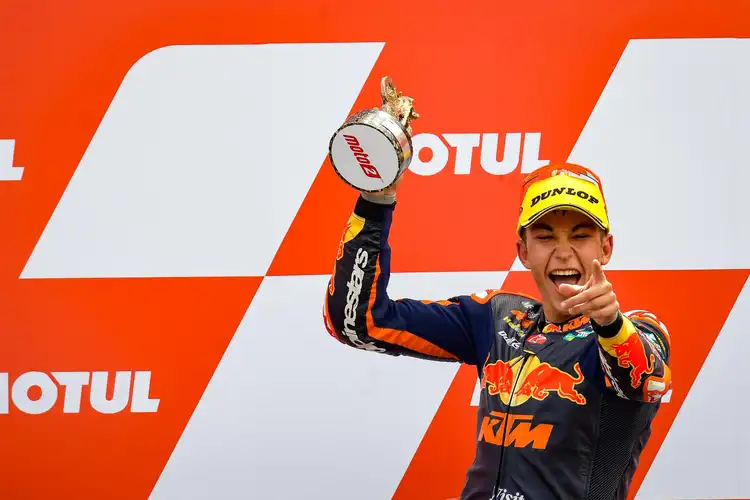 Raul Fernandez Tanggapi Bos KTM Yang Menyesal Promosikan Di MotoGP