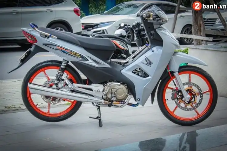 Modifikasi Honda Supra 'Bapak' Tampil Stylish, Ditanam Banyak Aksesoris