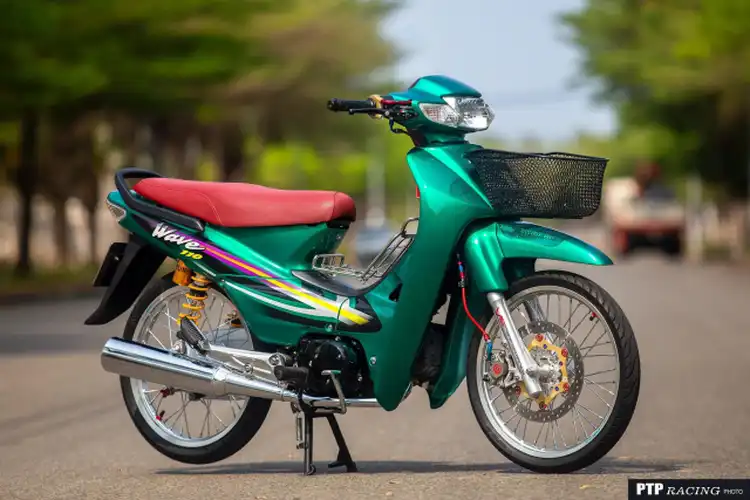 Honda Supra 'Bapak' 110 Tampil Mewah Setelah Modifikasi, Banyak Part Hedon Nih!