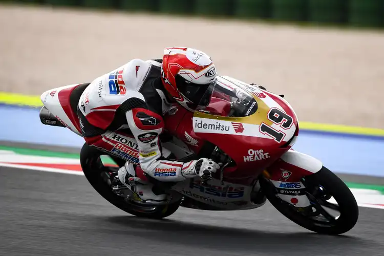 Kesedihan Pembalap Indonesia Andi Gilang Gagal Tampil Di Ronde Akhir Moto3 2021