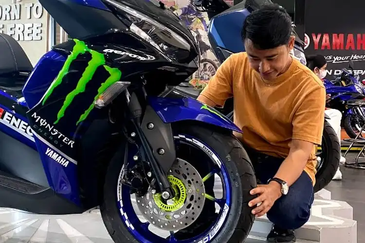 Catat 6 Tips Sederhana Merawat Ban Motor Agar Awet dan Gak Cepat Botak