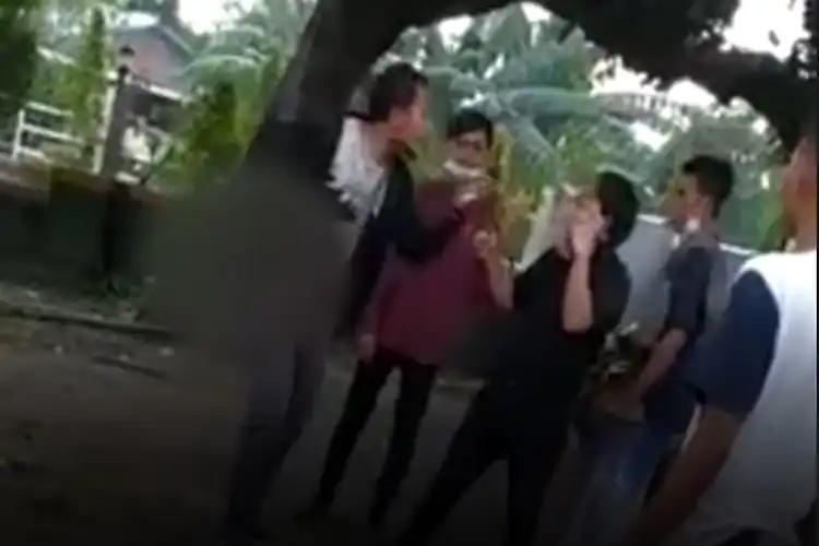 Geger Video Debt Collector Tagih Korban Pakai Senjata Api, Oknum Polisi Terlibat?