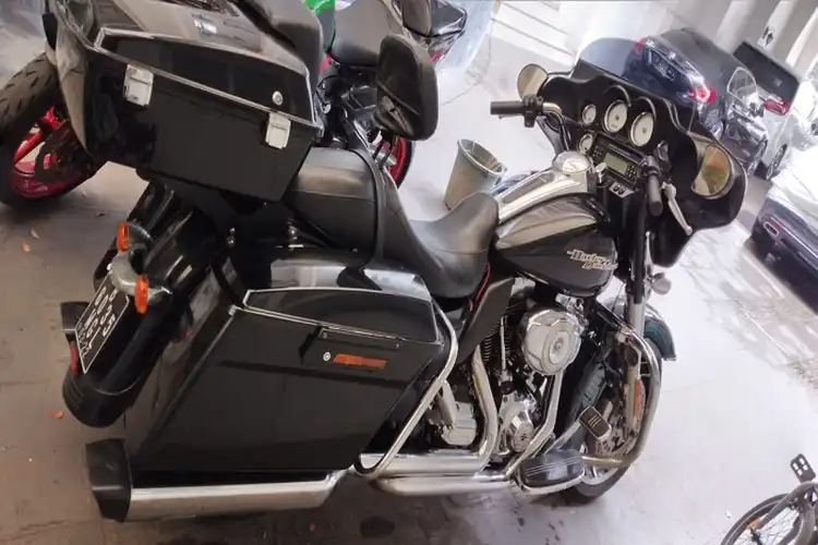 Wuih Motor Harley-Davidson Dilelang Murah Banget, Kondisi STNK dan BPKB Lengkap