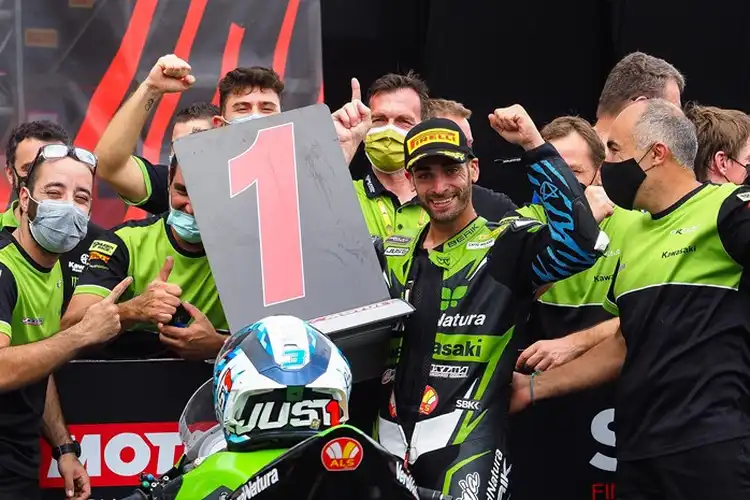 Curhat Pembalap Juara di WSBK Mandalika 2021, Sebut Balapannya Aneh