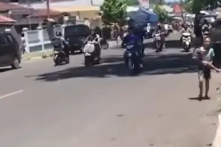 NTT Diguncang Gempa Berpotensi Tsunami, Begini Tips Selamatkan Diri Saat Berkendara