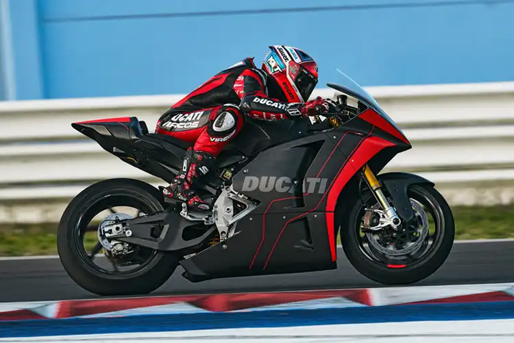 Penampakan Motor Balap Baru Ducati, Kok Gak Ada Knalpotnya?